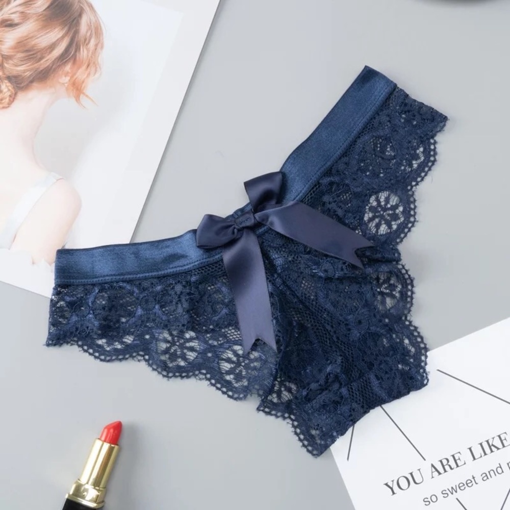 New Bow & Lace Navy Blue Medium Cheeky Panties